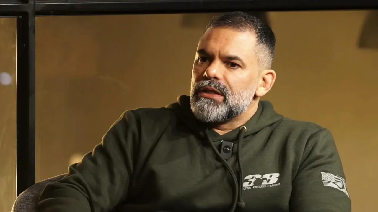 Capa de Ivan Figueira