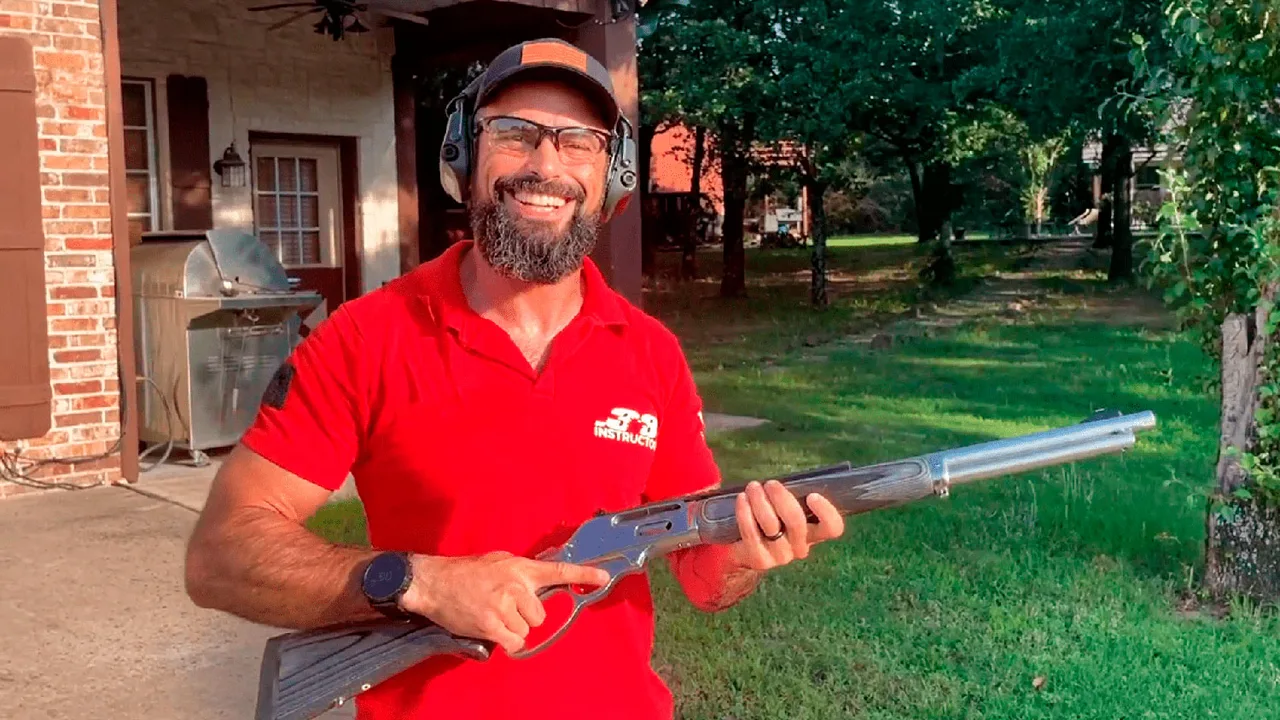 Capa de Review da Marlin 1895 - lever action rifle