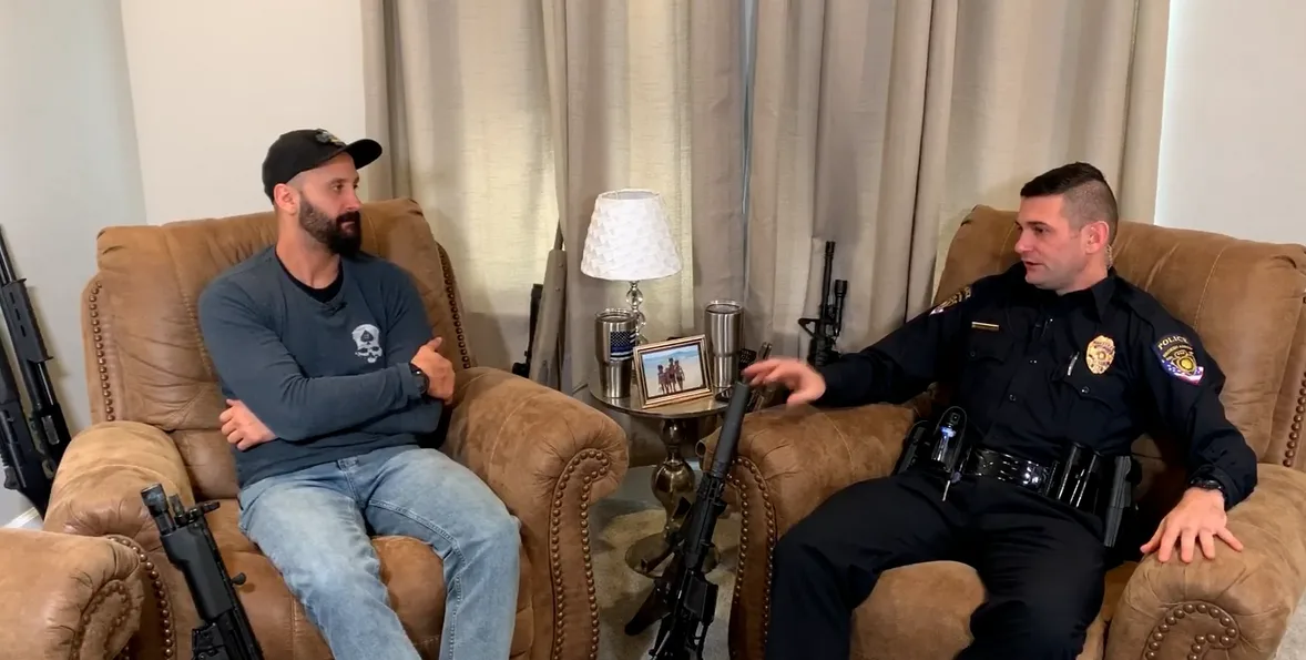 Capa de Vida de Policial nos EUA